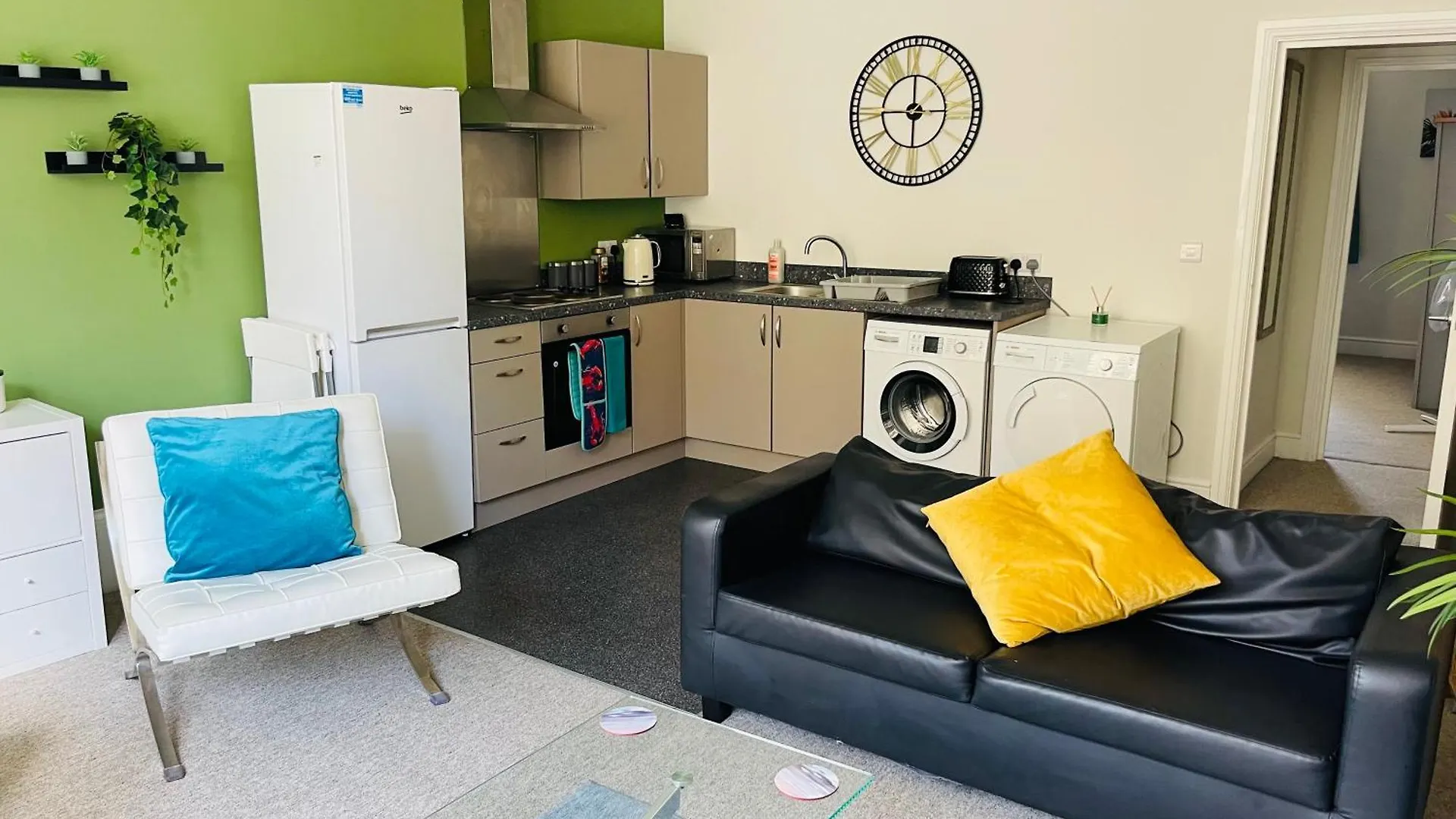 Seaside Mansion Apartment Brighton 0*,